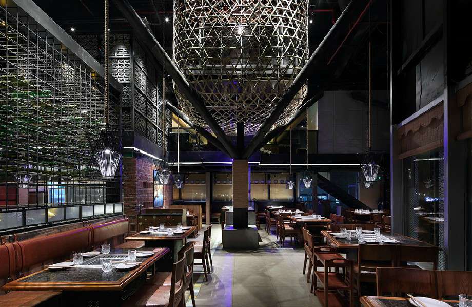 600平米老船說火鍋裝修設(shè)計效果圖