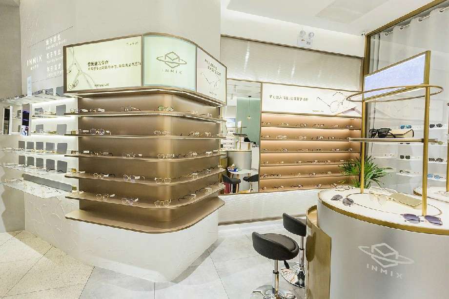 品牌眼鏡店裝修設(shè)計效果圖
