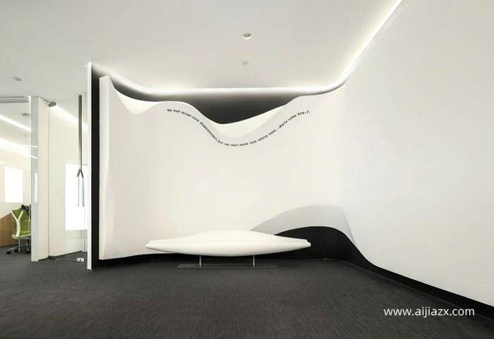 580平米電子科技公司辦公室設(shè)計效果圖