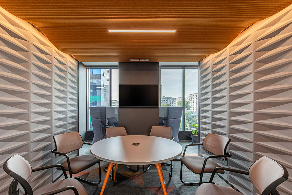 鄭州科技公司辦公室裝潢設(shè)計效果圖