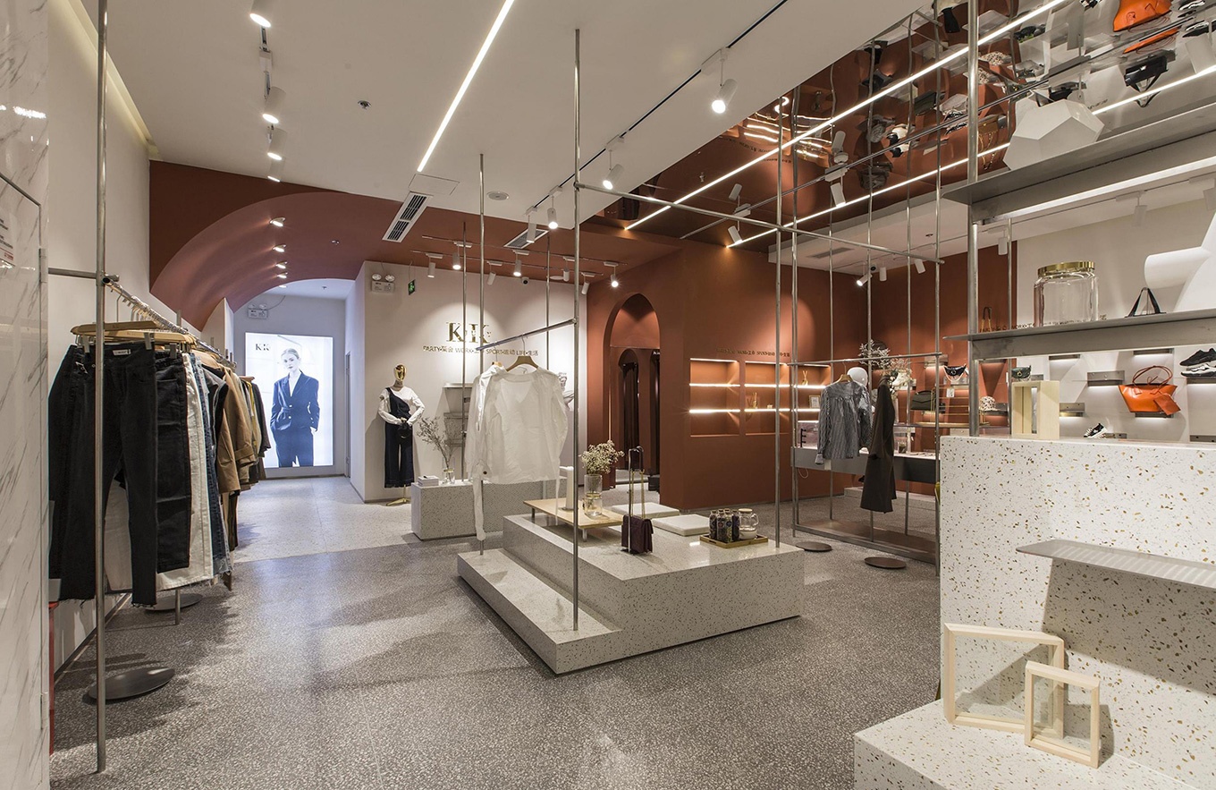 68平米女裝專(zhuān)賣(mài)店裝修設(shè)計(jì)效果圖