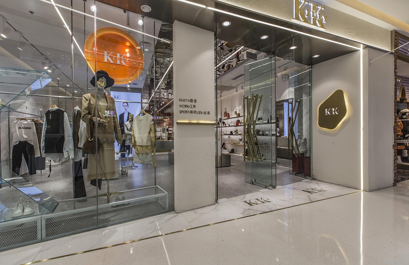 68平米女裝專(zhuān)賣(mài)店裝修設(shè)計(jì)效果圖