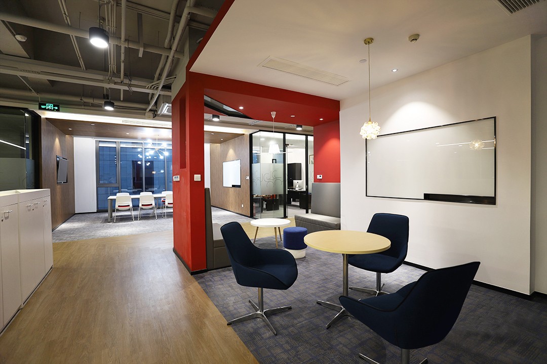 2300平米辦公寫字樓裝修設(shè)計效果圖