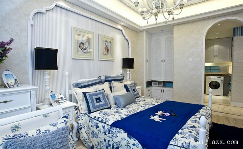 實用的地中海風(fēng)格主臥室裝修效果圖