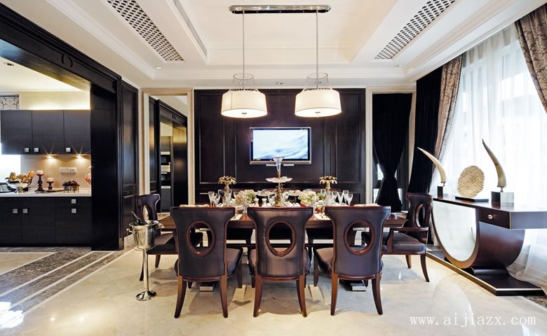華美的歐式風(fēng)格客餐廳裝修效果圖